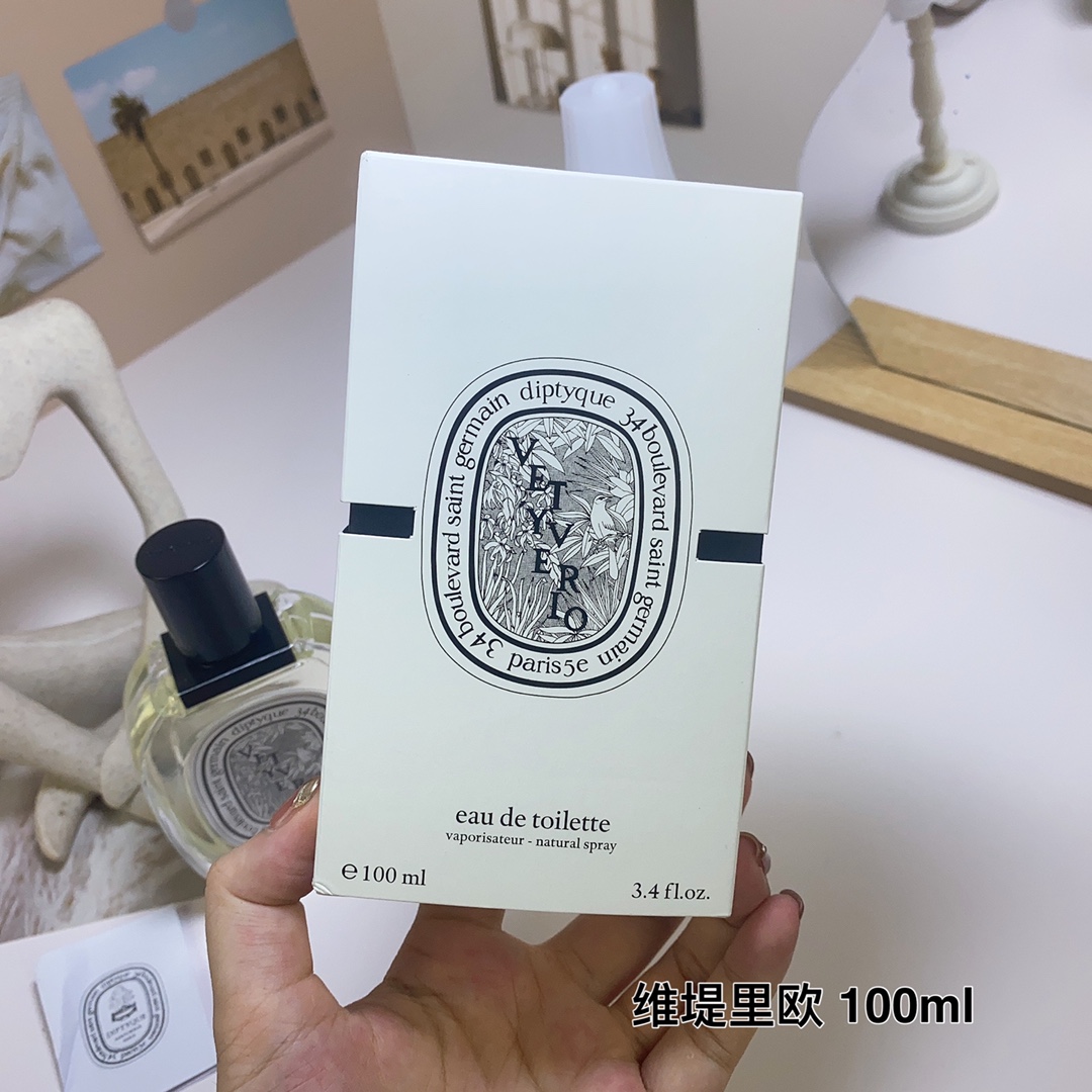 Original order quality
Tiptique Vittorio (vetiver) eau de toilette 100ml
Top notes: bergamot, grapefruit, lemon and orange
Middle Notes: Geranium, Ylang-Ylang, Rose, Carrot Seed, Nutmeg, Clove
Base notes: vetiver, musk and cedar - Image 5