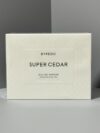 Original order quality
✍Byredo Perfume 100ml Super Cedar🔜Real shot📸In stock❗️Byredo Supredo Super Cedar Fragrance: Woody Floral Fragrance Top Note: Rose Middle Note: Virginia Cedar Base Note: Haitian Vetiver Musk Attribute: Neutral Fragrance Byredo is everyone’s favorite fragrance, and it matches so harmoniously with the packaging. Although there is rose in the top note, it doesn't have any floral feel. The moment I put it on, the ethereal and ethereal wood smell came out. If I insist on saying that it feels like a rose, it should also feel like dewy rose petals falling on old wood. The scent of cedar in the middle note is so real and pure. To be honest, it is not an easy fragrance to wear. It is like a cedar growing in the wilderness, bleak and desolate, mixed with the earthy smell brought by vetiver. It is like walking into a pine forest in winter, stepping on the soft snow with the soles of your shoes, raising your head, and waiting for the wind to blow the snow off the pine branches. The simplest feeling of this fragrance is cold. It gets colder and colder, but it is addictive. It's like walking on a long cold street in Northern Europe, in a strange city where you don't know anyone, walking alone on a cold street late at night, looking at people eating turkey in a roadside restaurant, and you strike a match. Yes, someone has made a wish for you, and you just keep walking. "I want to go my own way, and don't want to be ostentatious, and I don't want to ---I don't want to live in this restless, nervous, busy, and trivial century life. I would rather stand or sit, meditate, and let this century pass." "I saw how those years rushed by, and after the winter, spring came." - Henry David Thoreau, "Walden"