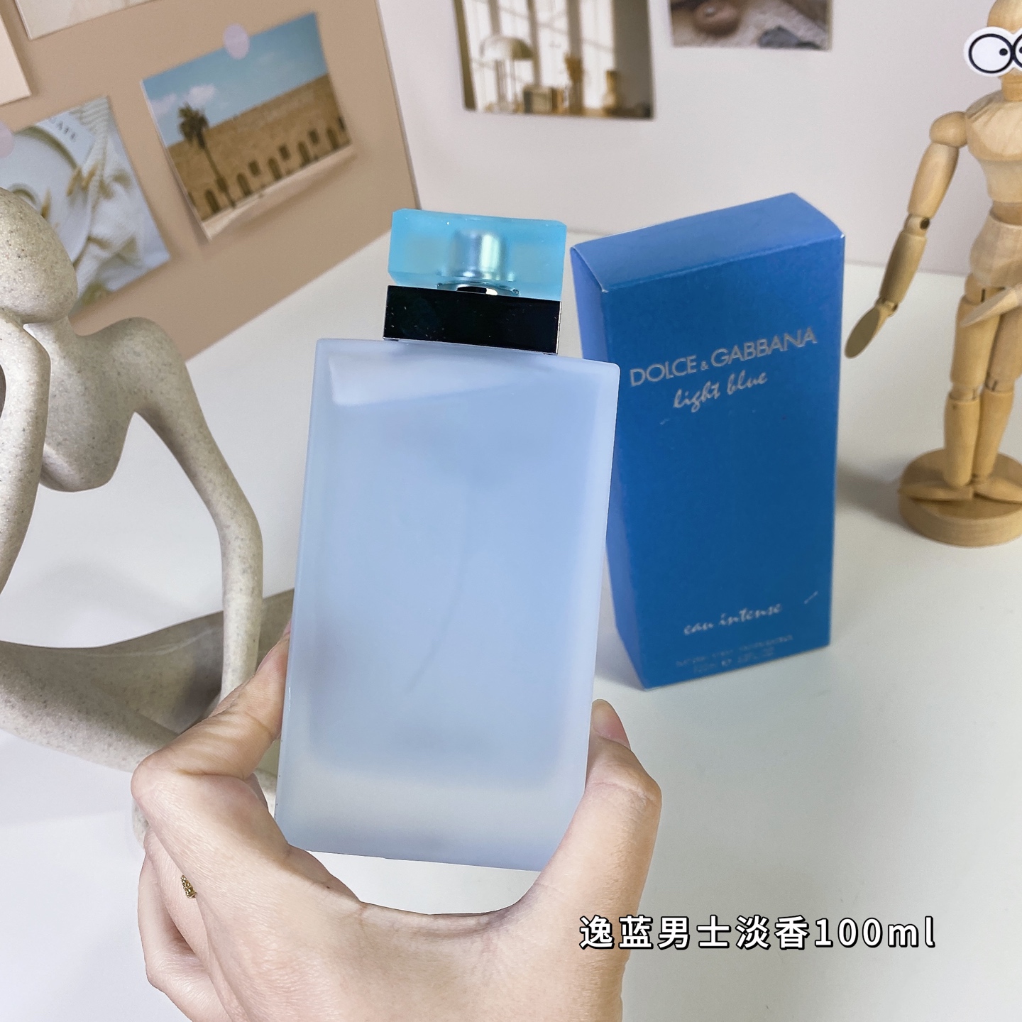 Yilan Men's Light Fragrance 100ml
Light Blue Eau Intense, 2017
Brand:
Perfumer: Olivier Cresp
Properties: female fragrance
Fragrance: fruity floral fragrance
Top note: Lemon
Middle note: Jasmine English Marigold
Base note: Musk Amber Wood - Image 4