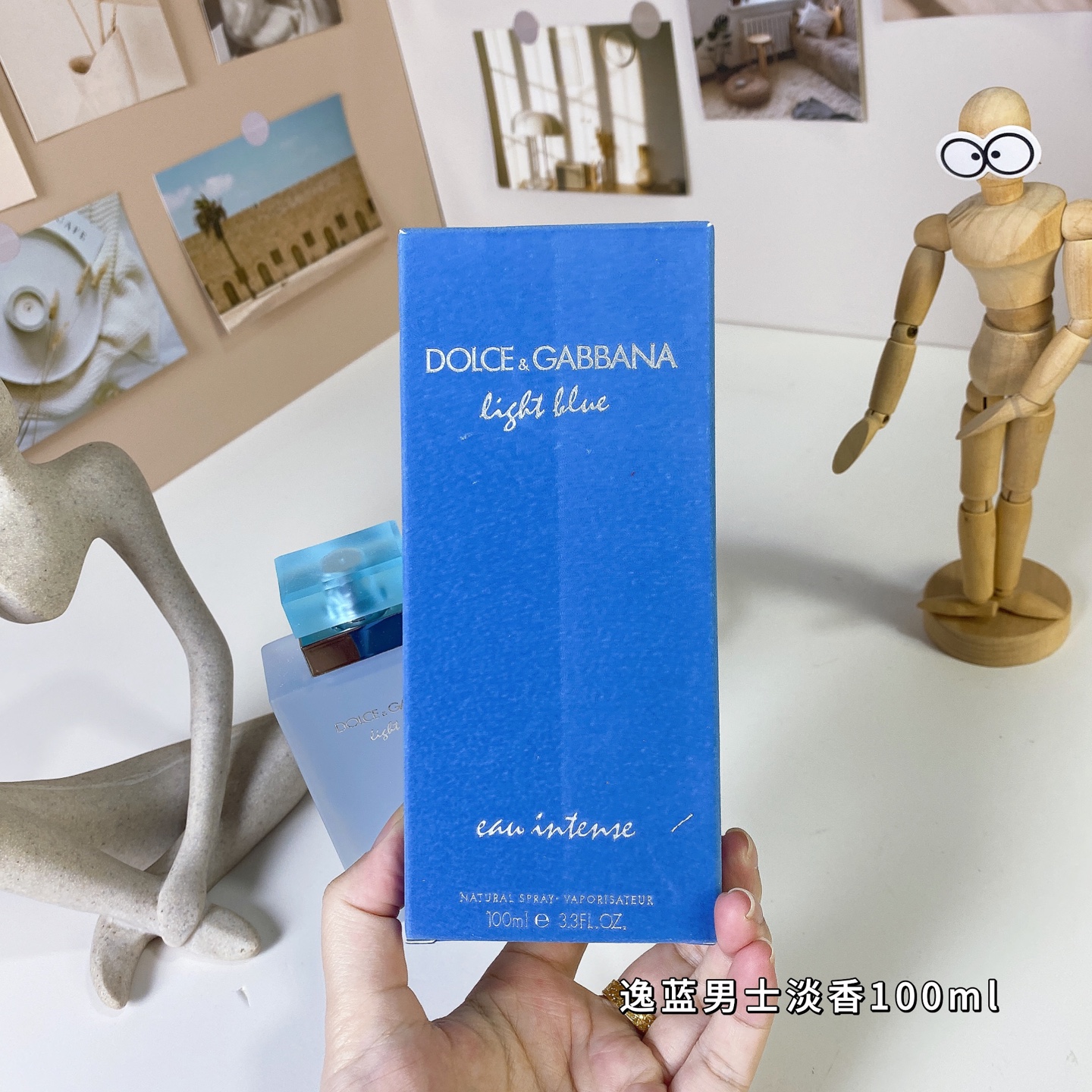 Yilan Men's Light Fragrance 100ml
Light Blue Eau Intense, 2017
Brand:
Perfumer: Olivier Cresp
Properties: female fragrance
Fragrance: fruity floral fragrance
Top note: Lemon
Middle note: Jasmine English Marigold
Base note: Musk Amber Wood - Image 5