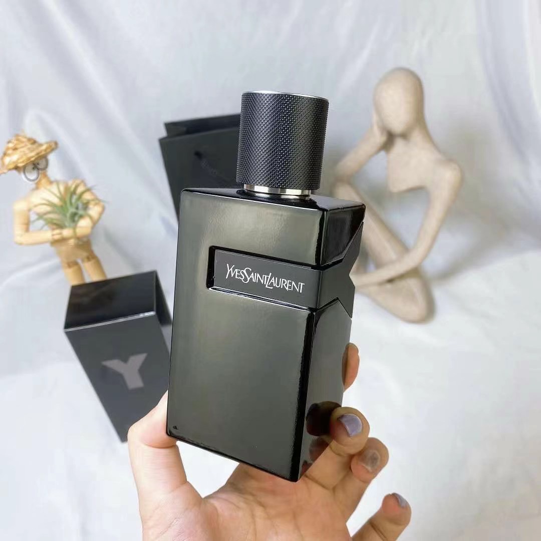 free shipping💰💰 version
YSL Saint Laurent Y Men Pioneer Men Black Bottle Essence 100ml
✔Recommended❗ Men's Y Woody Fragrance Fresh Marine Fragrance Perfume. I can't forget it after trying it. I can feel the inner peace after smelling it and I can't help but buy this perfume. Friends around me also like it after smelling it. It is more suitable for users who like refreshing. It is suitable for work and daily use. Relatively speaking, the alcohol content is high and it is easy to evaporate.
▶︎The changes in the top and back notes of the fragrance are also softer. Top notes: cool and slightly sweet bergamot and spicy and bright ginger create an invigorating atmosphere; middle notes: sage, juniper, lavender, geranium, exuding a pure warm and sexy smell; base notes: soft fir and ambergris to set off the calmness of the woody fragrance, which makes people think deeply at the moment of smelling it, directly touching the depths of the soul, and making you unable to control yourself for a long time💢 - Image 2