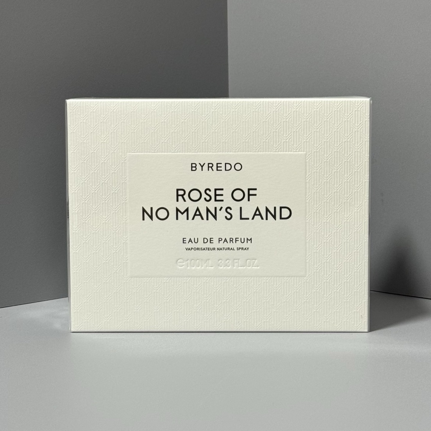 Original order quality
✍Byredo Perfume 100ml No Mans Land Rose🔜Real shot📸In stock❗️Byredo Rose Of No Mans Land Desert Rose 100ML, wooden box packaging❗️Fragrance notes: Oriental spices Top notes: Pink pepper, Turkish red roses Middle notes: Turkish red roses, raspberry flowers Base notes: papyrus, amber💢