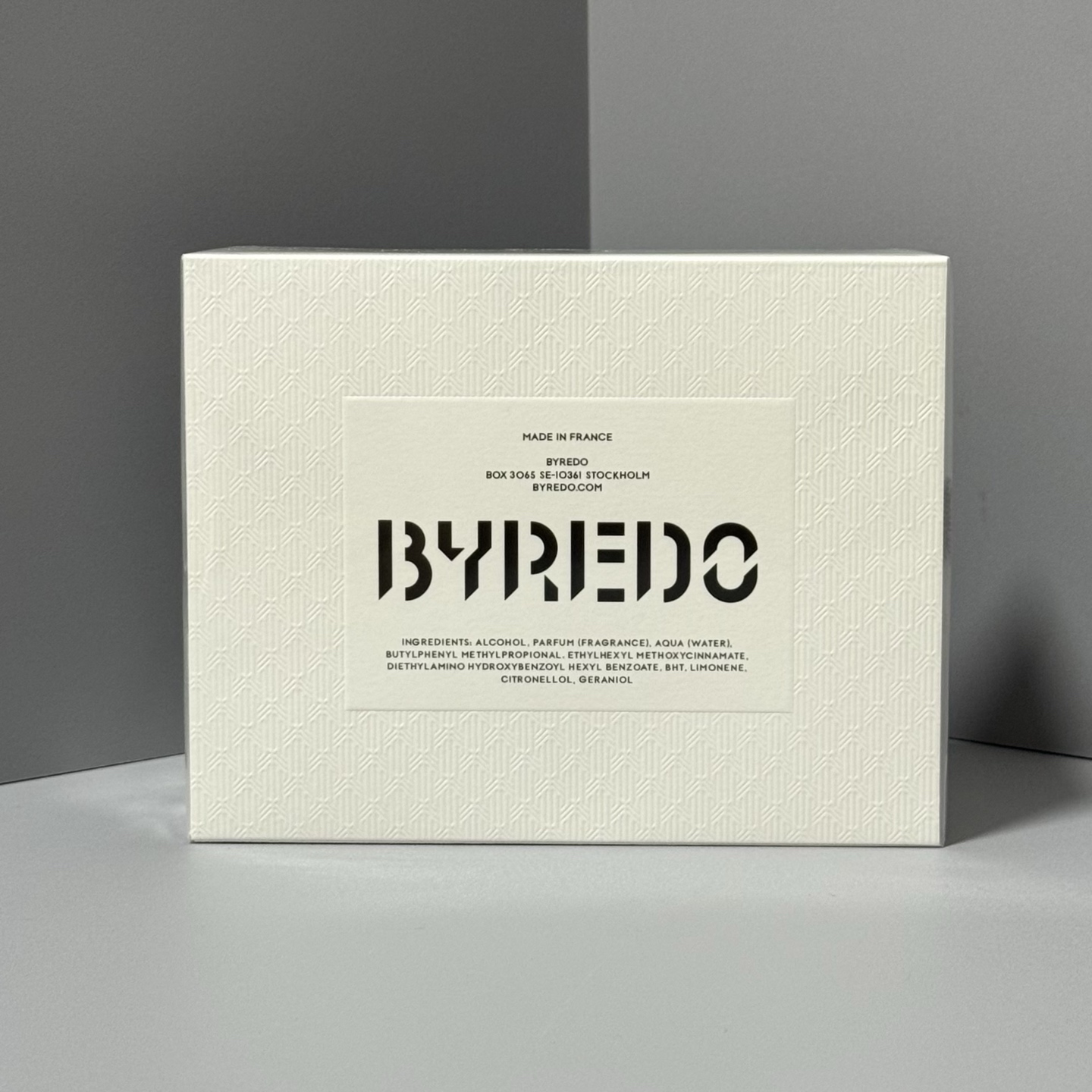 Original order quality
✍Byredo Perfume 100ml No Mans Land Rose🔜Real shot📸In stock❗️Byredo Rose Of No Mans Land Desert Rose 100ML, wooden box packaging❗️Fragrance notes: Oriental spices Top notes: Pink pepper, Turkish red roses Middle notes: Turkish red roses, raspberry flowers Base notes: papyrus, amber💢 - Image 2