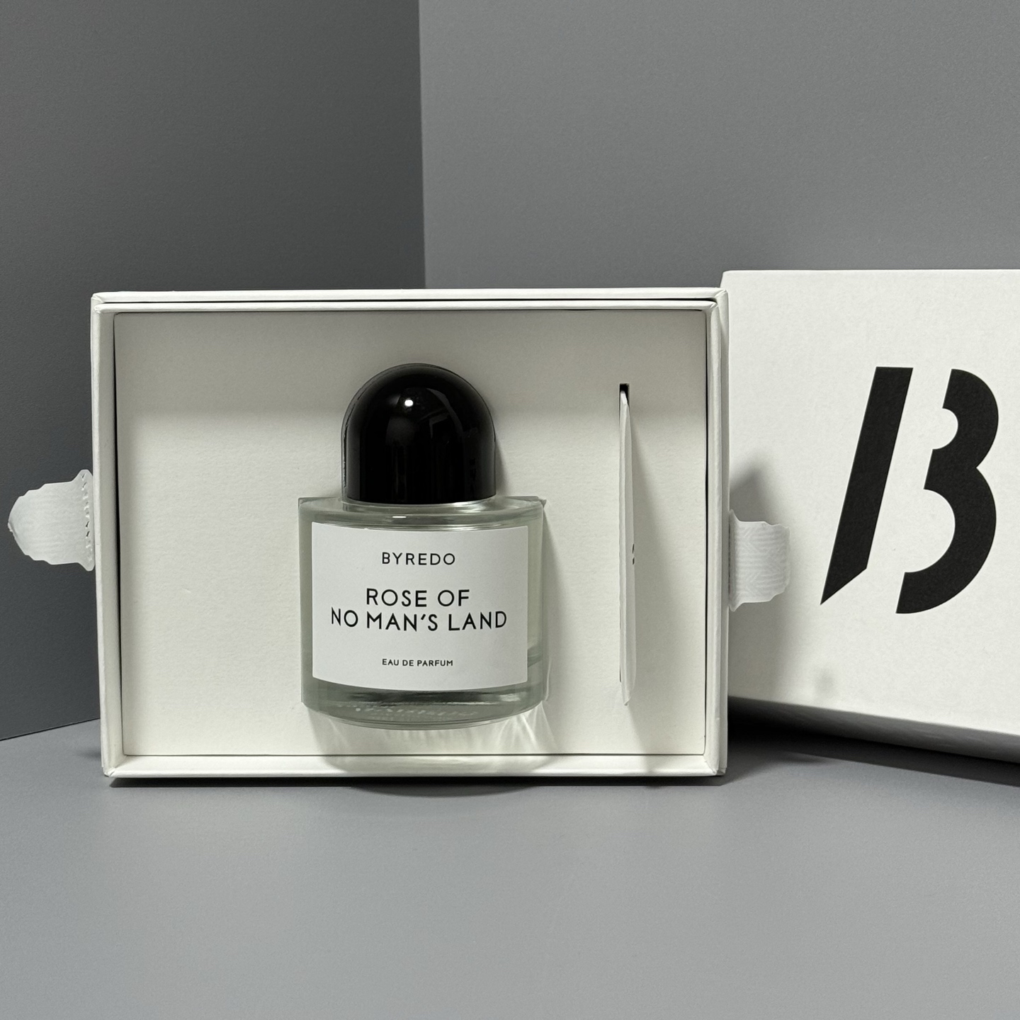 Original order quality
✍Byredo Perfume 100ml No Mans Land Rose🔜Real shot📸In stock❗️Byredo Rose Of No Mans Land Desert Rose 100ML, wooden box packaging❗️Fragrance notes: Oriental spices Top notes: Pink pepper, Turkish red roses Middle notes: Turkish red roses, raspberry flowers Base notes: papyrus, amber💢 - Image 5