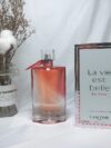 Quality
Lancôme 2019 Beautiful Life Rose Perfume has a pink bottle and a pink ribbon. This is the new perfume brought by Lancôme in the spring of 2019: La Vie est Belle En Rose women's perfume. This one is EAU DE TOILETTE light fragrance. The fragrance is floral and fruity, and the overall fragrance is very sweet, very spring.
The top notes are bergamot, pink pepper, red berries, and raspberries. It is sweet but not greasy, with a natural fruity aroma, but it fits the theme of roses, and the fruity aroma of rose plants comes to your face.

Middle note: Damascus rose and rose, completely on point, authentic floral fragrance

Base note: original patchouli, sandalwood, musk, completes the transition from floral to woody animal scent, and is also a perfect completion.

Summary:

The appearance of the bottle is pink, and the design of the dark pink triangle in the upper right corner of the bottle is smart and refreshing. When paired with a ribbon, it has a girlish feel.

The fragrance is sweet and radiant, a soft-girl fragrance, which is completely in line with this rabbit's preference and is suitable for dating. The theme is completely in line with the launch time, it is a perfume suitable for spring.