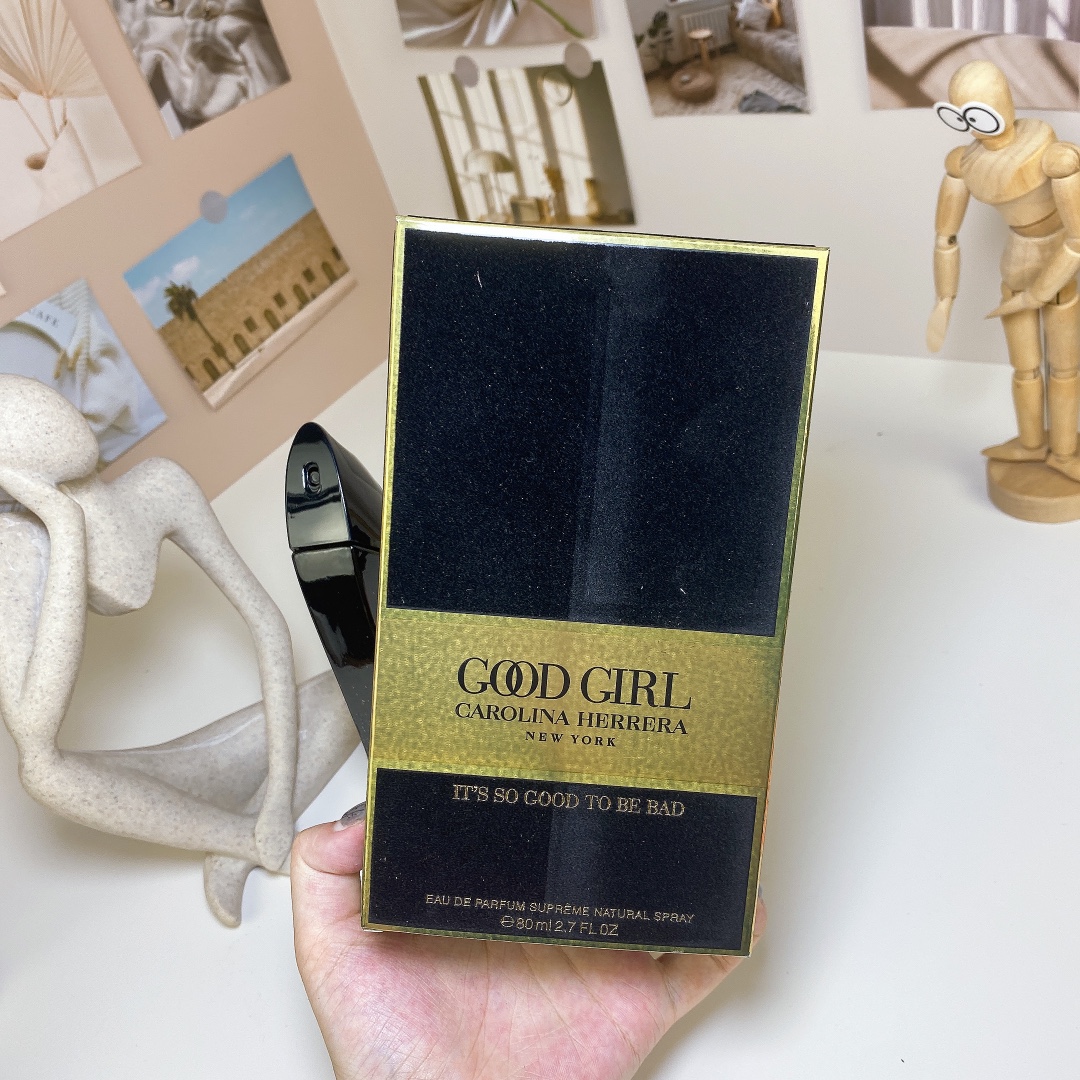 High quality
Carolina High Heels Good Girls Supreme Eau de Parfum 80ml
Carolina Herrera Good Girl Supreme, 2020
Brand: Herea
Properties: female fragrance
Fragrance: floral oriental
Top note: forest fruit jasmine
Middle note: tonka bean tuberose
Base note: vetiver - Image 5