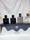 New CHANEL Chanel men's perfume 4-piece set*25ml
The classic four-piece set contains: Azure Light Fragrance + Azure Intense Fragrance + Charming Sports + Charming Sports Cologne
Four different flavors, fashionable and classic, convenient for Ctrip. 25ml each✨