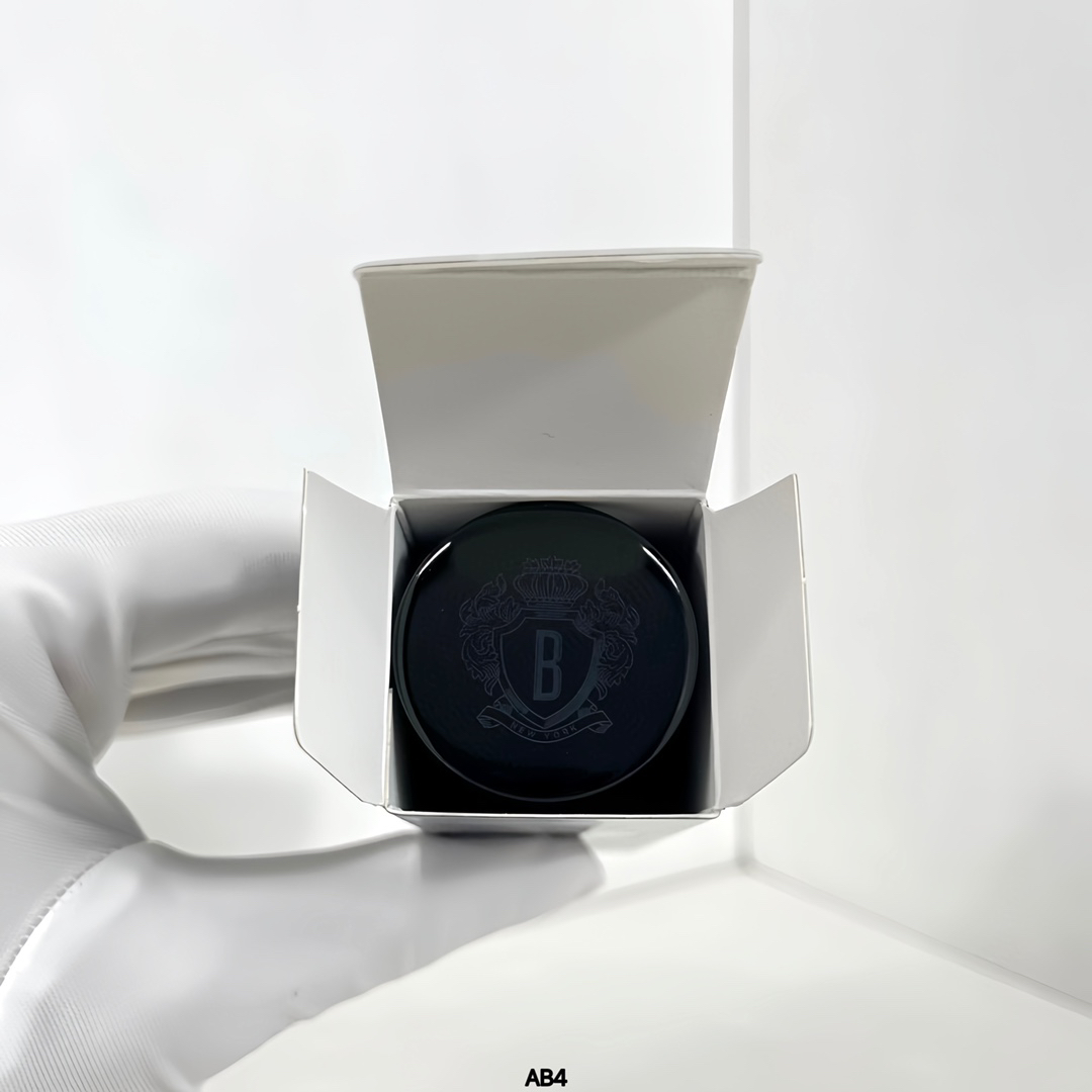 New version of Bobbi Brown Feather Soft Foundation 30ml🔜AB4 code! 4️⃣Color: 012#, 016#, 032#, 036#. Bobbi Brown Feather Soft Wear Liquid Foundation 30ml. - Image 4