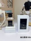 💰💰 White Musk 100ml
Guerlain Art Salon Series
Brand: Guerlain
Perfumer: Delphine Jelk
Properties: Neutral fragrance
Fragrance: woody floral
Top notes: musk, orange blossom oil and ambrette
Middle note: iris, orange blossom, rose
Base note: milk sandalwood amber