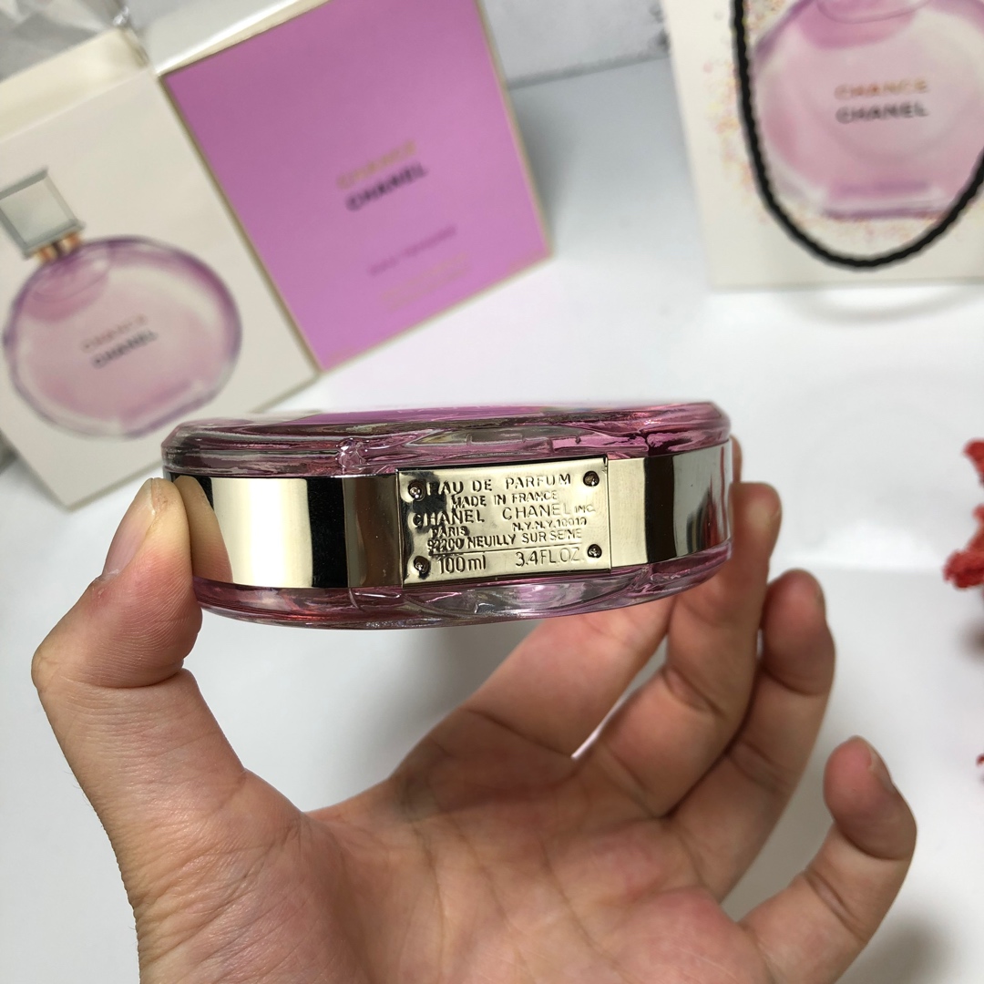 💰💰New🍃Chanel Limited Edition Opportunity Powder Encounter Eau de Toilette 100ml, with limited edition handbag, better-grade packaging, metal lid, classic fragrance, this gift is essential - Image 4