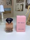 Armani My Way Eau de Toilette 50ml Mingtong Edition
🔜 Mingtong version. High quality❗🇮🇹Armani MY WAY my way my way new women's strong perfume EDP 70ml

Featuring a bright white floral theme
Top notes: Calabrian bergamot, Egyptian orange blossom
Middle notes: tuberose, jasmine
Base notes: Virginia cedar, Madagascar vanilla, white musk