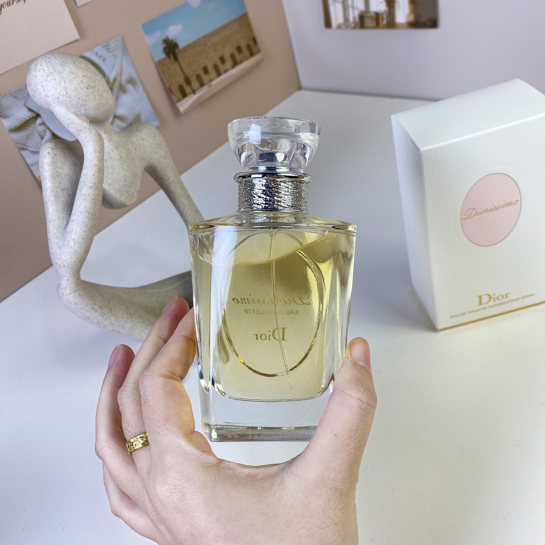 Dior Jasmine (Dior Charm) Eau de Toilette 100ml
Dior Les Creations de Monsieur Dior Diorissimo Eau de Toilette,
2009
Brand: Dior
Properties: female fragrance
Fragrance: green leafy floral fragrance
Top note: ylang-ylang
Middle Note: Lily of the Valley
Base note: jasmine - Image 4